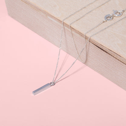 Fine Line Necklace Silver